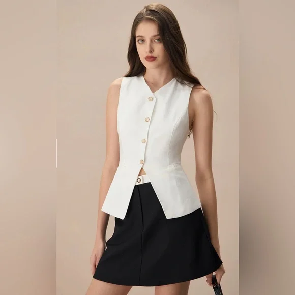 NWT RIHOAS The White Single-breasted Cotton Vest - Picture 1 of 6